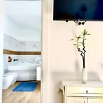 Stanza E Bagno Privato, Idromassaggio Con Extra Fee, In Panzió 3*