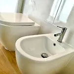 Stanza E Bagno Privato, Idromassaggio Con Extra Fee, In