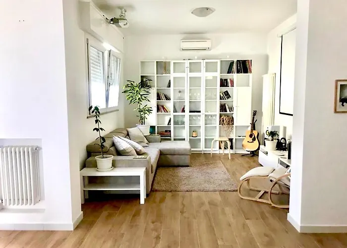 Stanza E Bagno Privato, Idromassaggio Con Extra Fee, In 3* 페라라