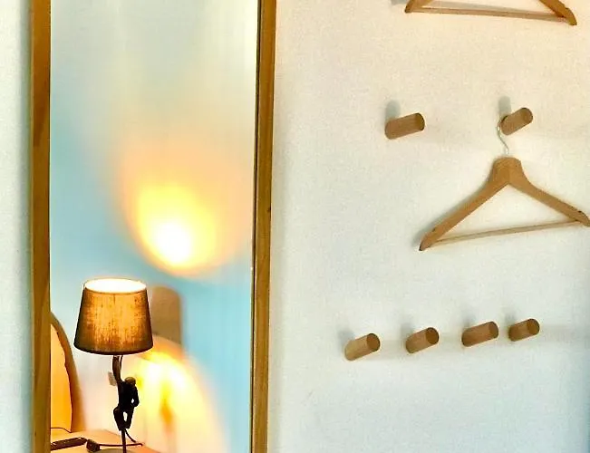 Stanza E Bagno Privato, Idromassaggio Con Extra Fee, In B&B 페라라