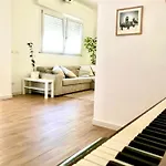 Stanza E Bagno Privato, Idromassaggio Con Extra Fee, In Frühstückspension Ferrara