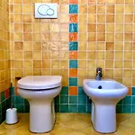 Stanza E Bagno Privato, Idromassaggio Con Extra Fee, In
