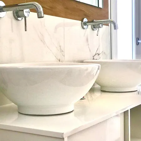 Stanza E Bagno Privato, Idromassaggio Con Extra Fee, In 3* Ferrara