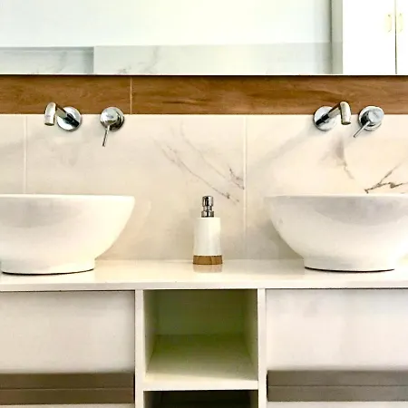 Stanza E Bagno Privato, Idromassaggio Con Extra Fee, In فندق مبيت وإفطار 3*