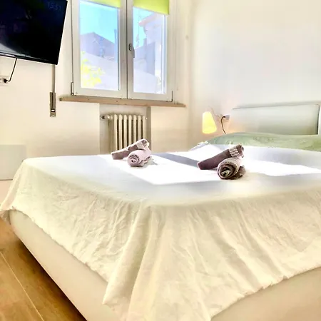 Stanza E Bagno Privato, Idromassaggio Con Extra Fee, In 3*