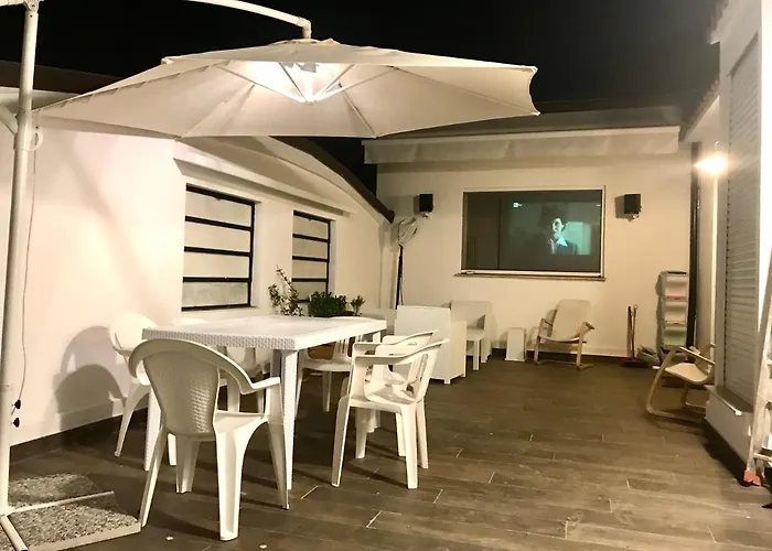 Stanza Con Bagno Privato Con Idromassaggio In Delizioso 3* Ferrara