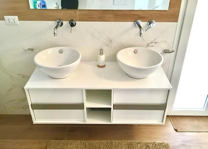 Bed & Breakfast Stanza Con Bagno Privato Con Idromassaggio In Delizioso 3*