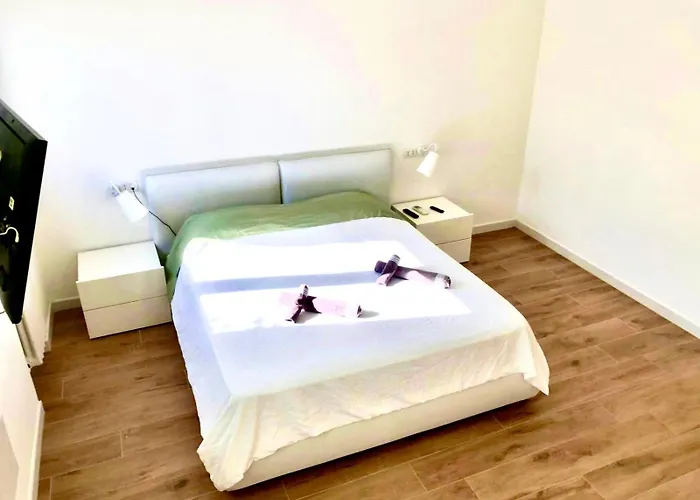 Stanza Con Bagno Privato Con Idromassaggio In Delizioso